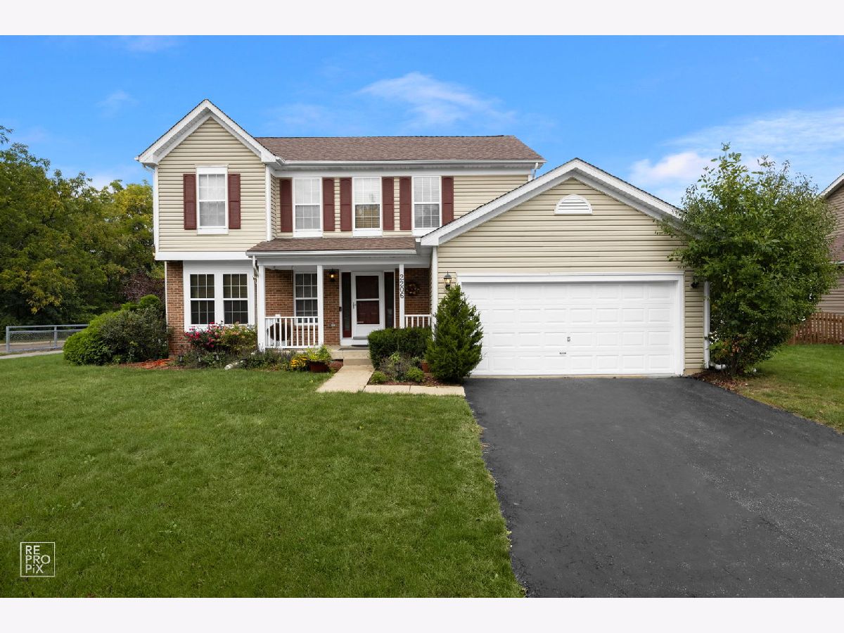 Homes & Townhomes Rented Oakhurst Aurora Illinois, 2206 Cheshire