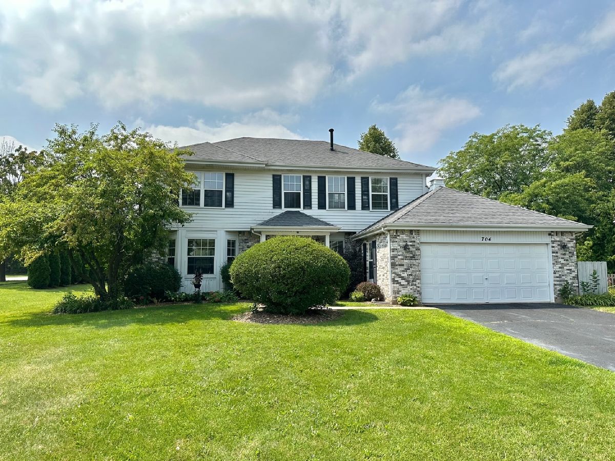 Homes Rented Tartans Glen West Dundee Illinois, 704 Castle Rock