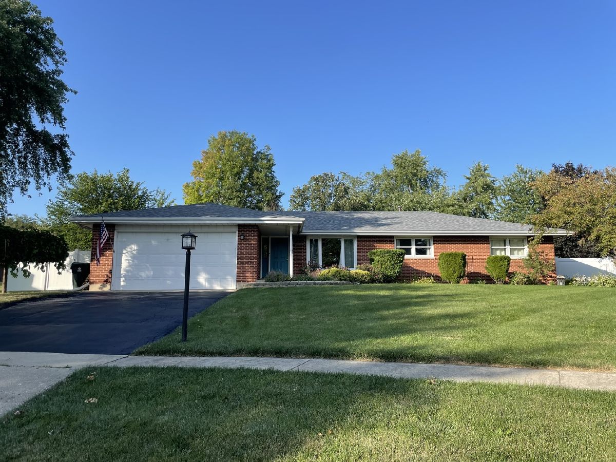 Homes Sold Aero Haven New Lenox Illinois, 801 Corsair