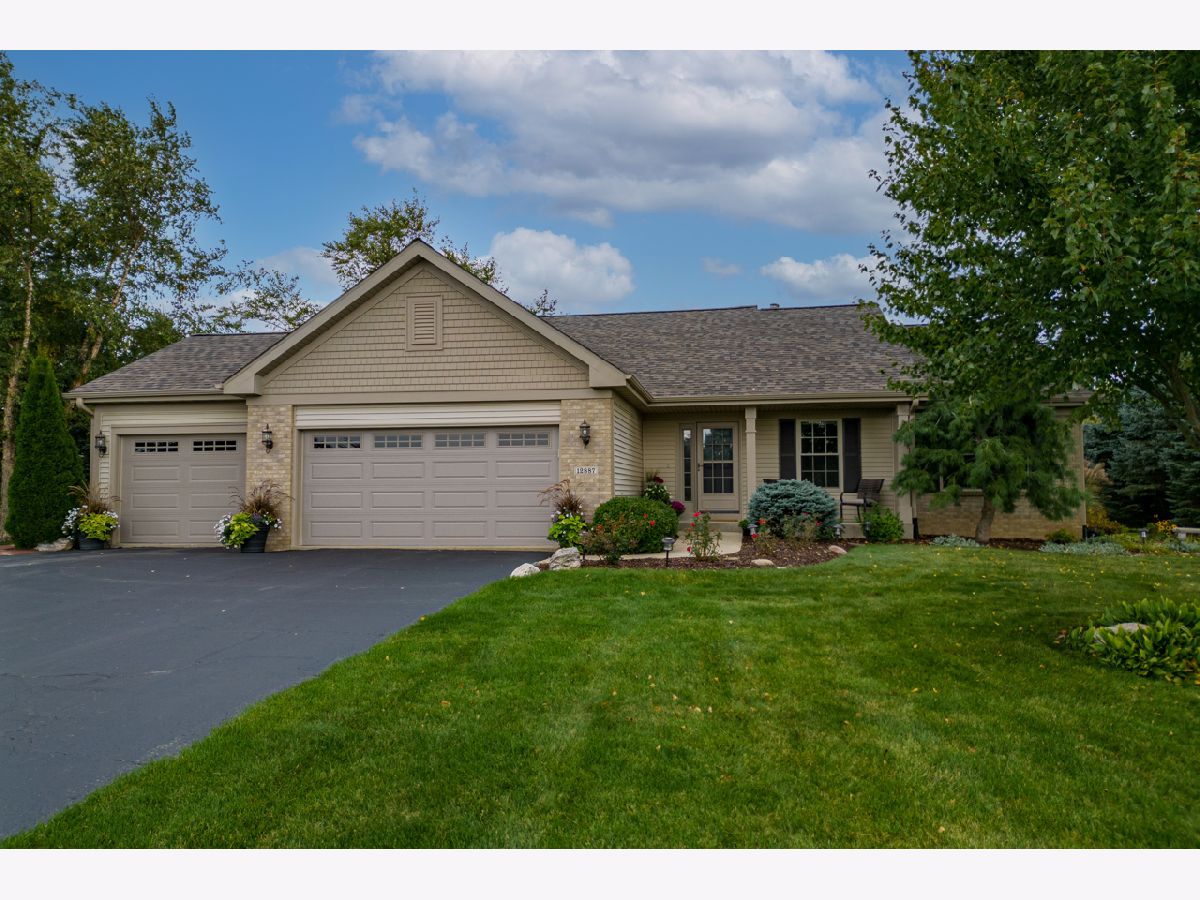 Homes Sold Prairie Meadow Estates Belvidere Illinois, 12887 Wild Prairie Close