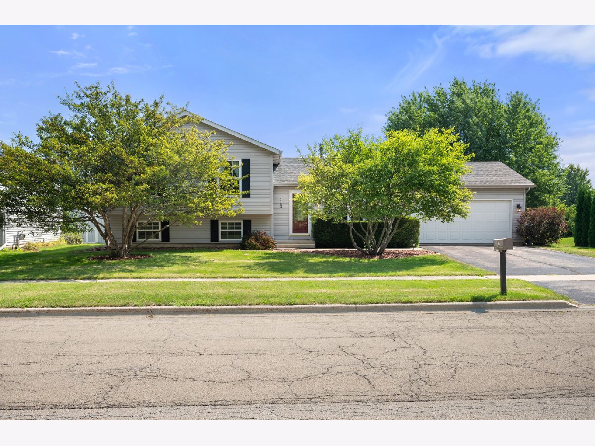 Homes Sold Overlook Point Dekalb Illinois, 1184 Scenic