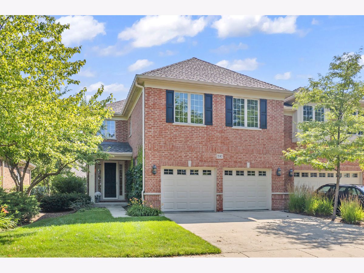Townhomes & Condos & Homes Sold Royal Ridge Northbrook Illinois, 2143 Claridge