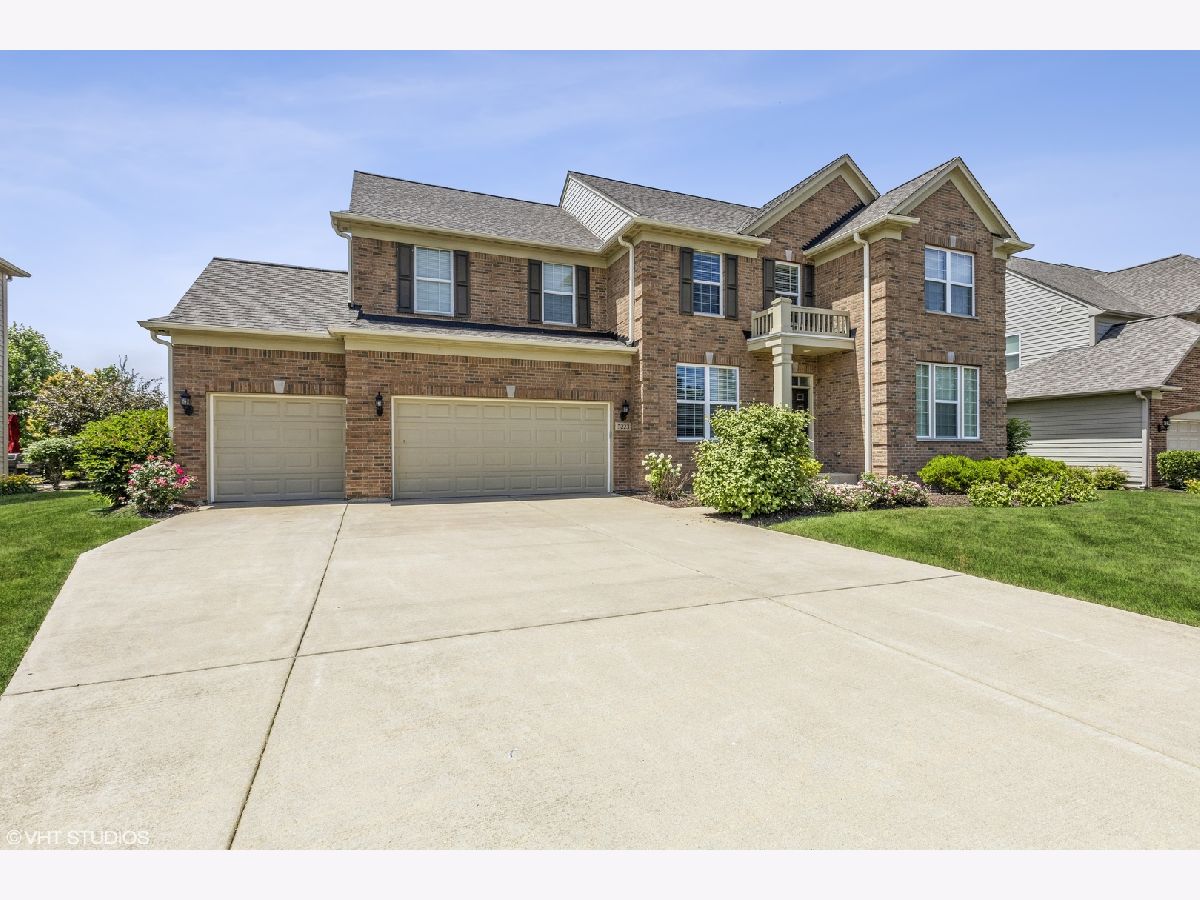 Homes Rented Ashwood Creek Naperville Illinois, 5223 Christa