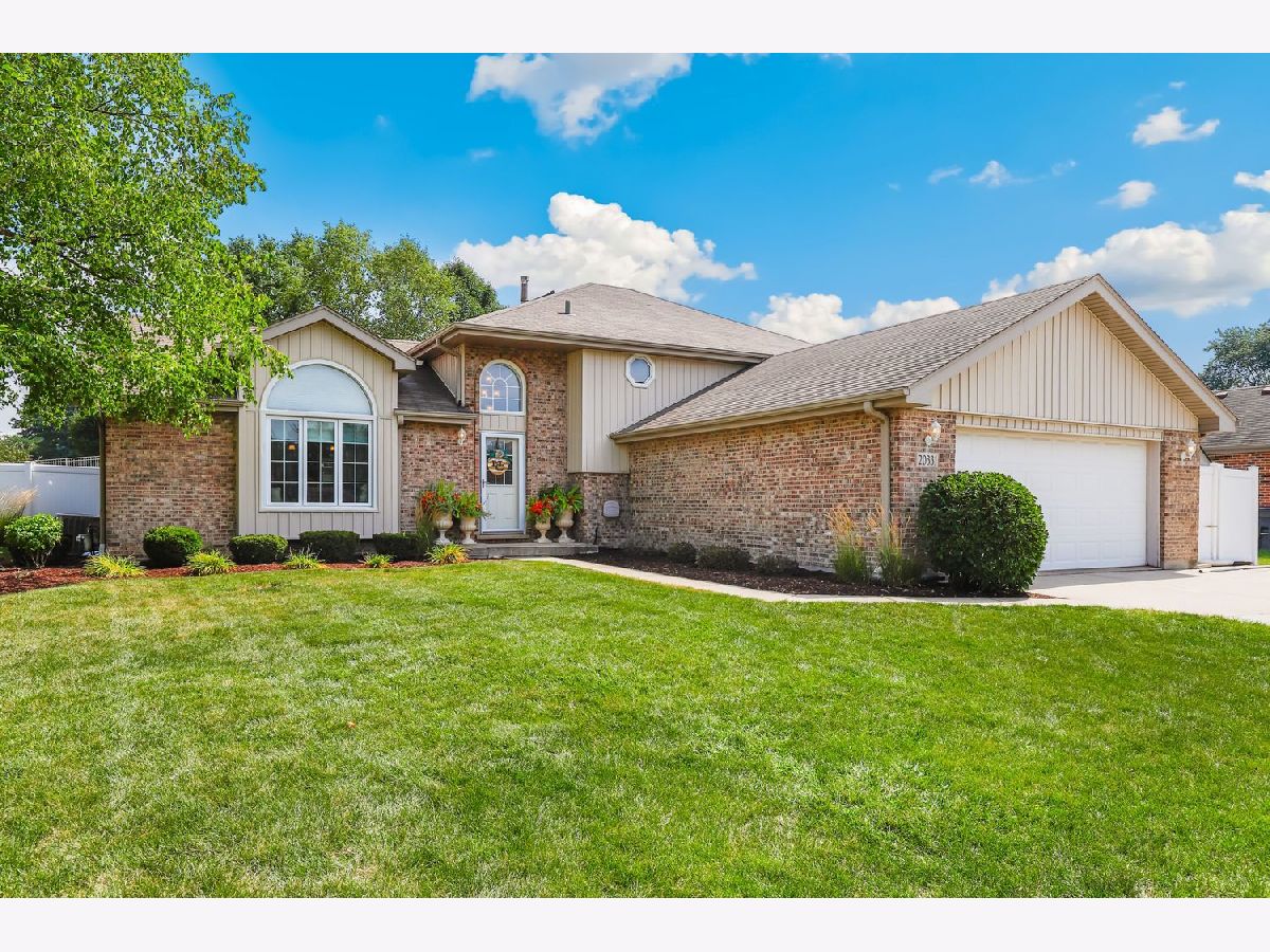 Homes Sold Farmbrook Terrace Frankfort Illinois, 20331 Green Meadow