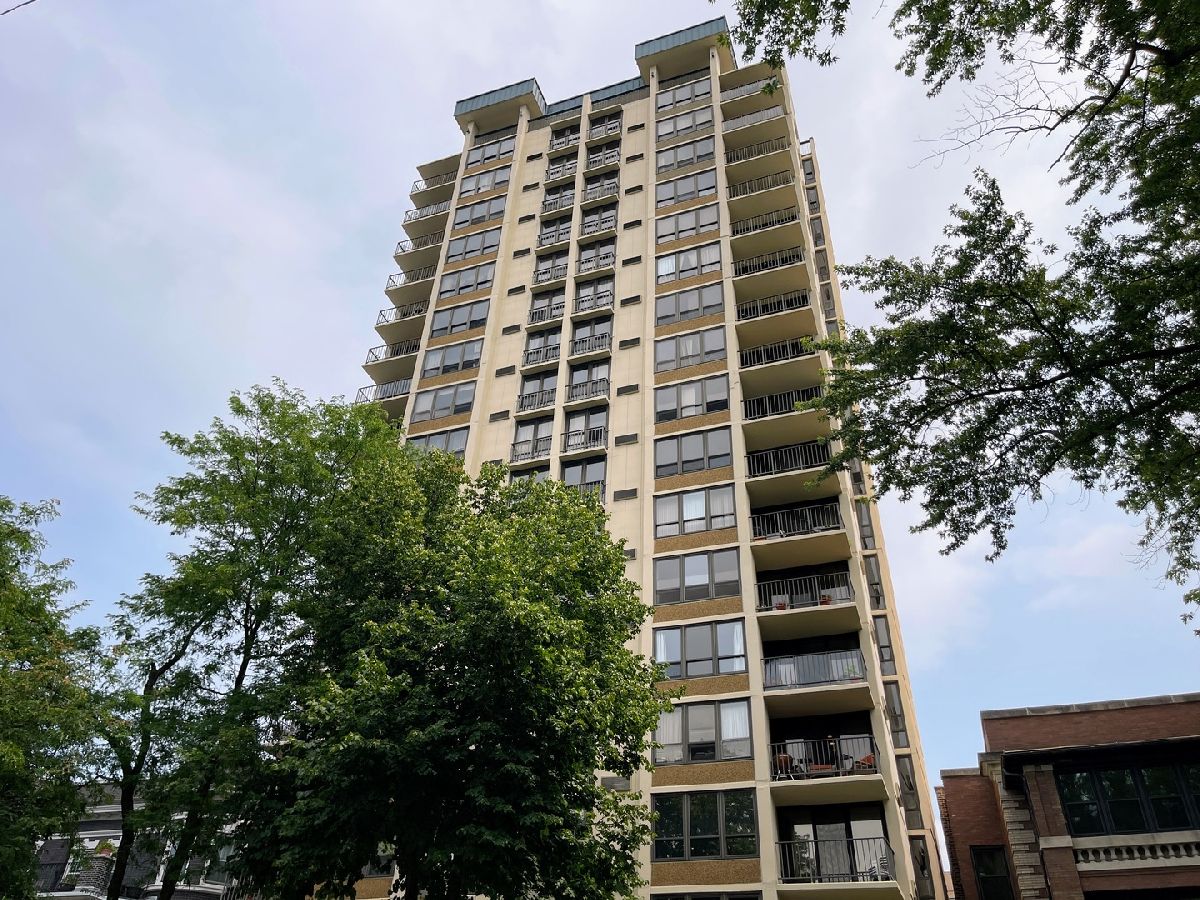 Condominiums Sold Watergate East Chicago Illinois, 5471 Hyde Park