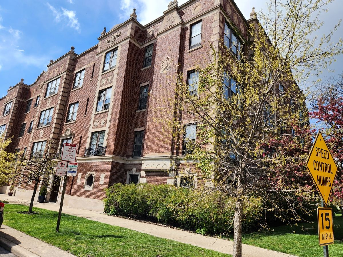 Condominiums Sold St Francis Courts Evanston Illinois, 1001 Hull