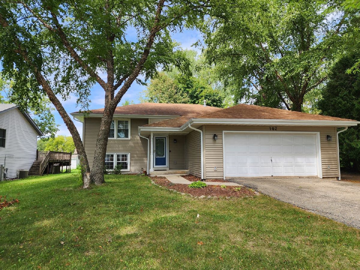 Rented Poplar Grove Illinois, 102 Stanford