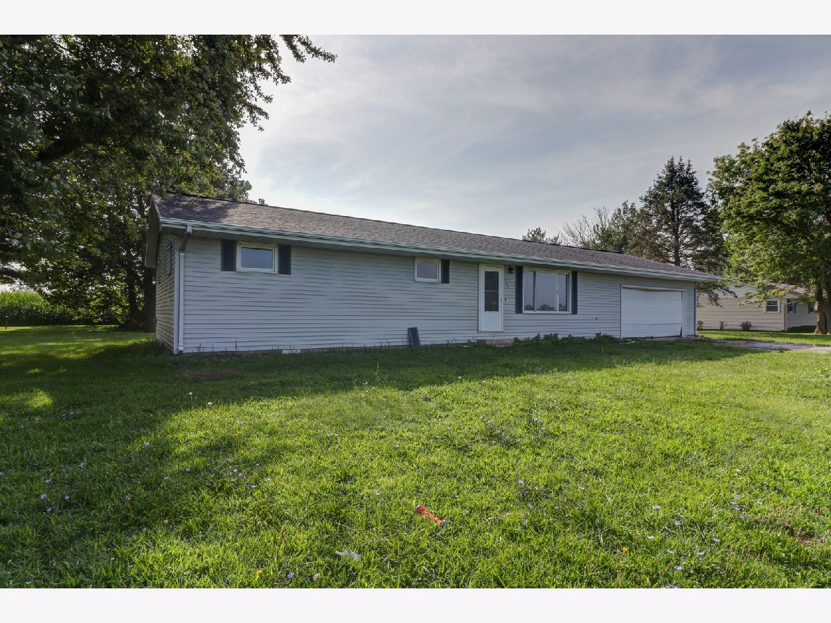  Sold Newman Illinois, 315 City Line