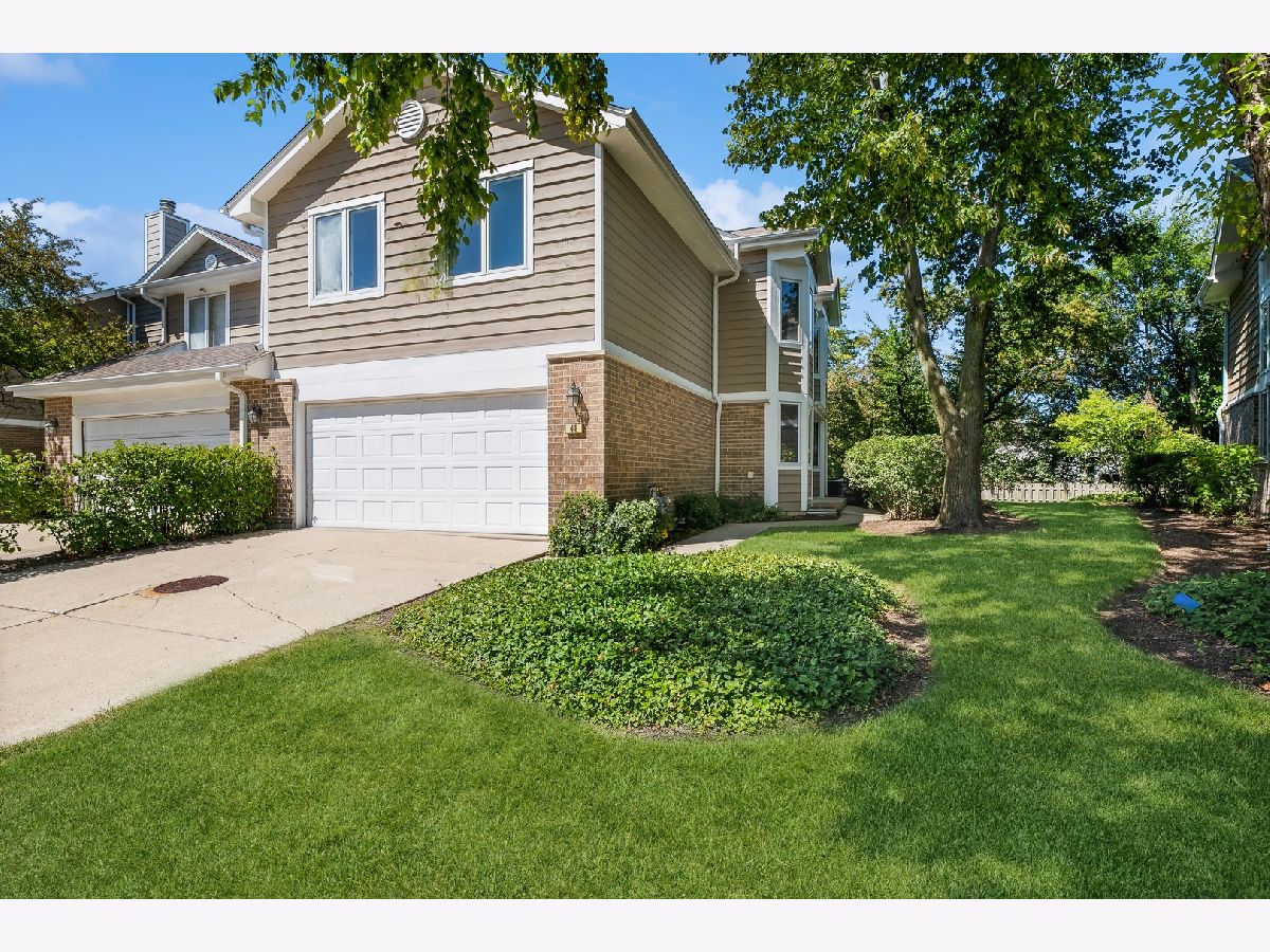 Townhomes Sold Winchester Estates Buffalo Grove Illinois, 48 Woodstone