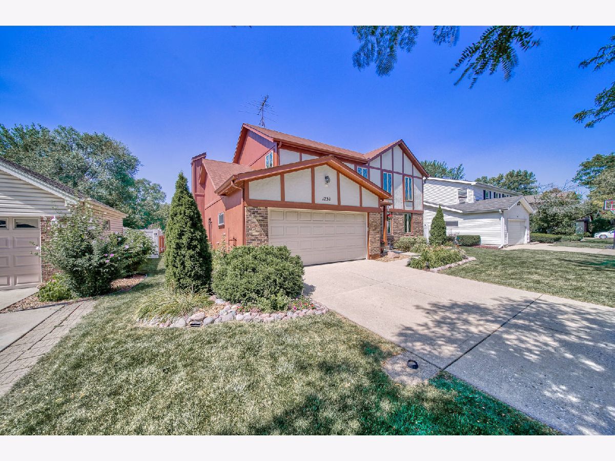 Homes Sold Foxdale Addison Illinois, 1236 Scarlet