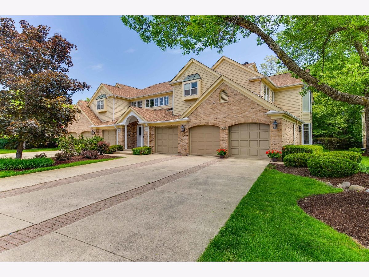 Townhomes & Condos Sold Ashbury Inverness Illinois, 1853 Ashbury