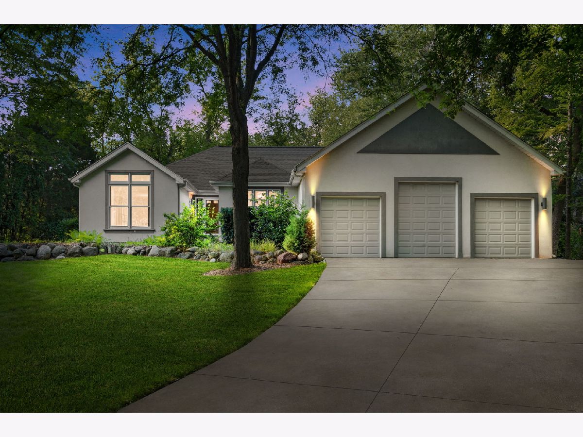 Homes Sold Crystal Woods Crystal Lake Illinois, 2410 Crystal