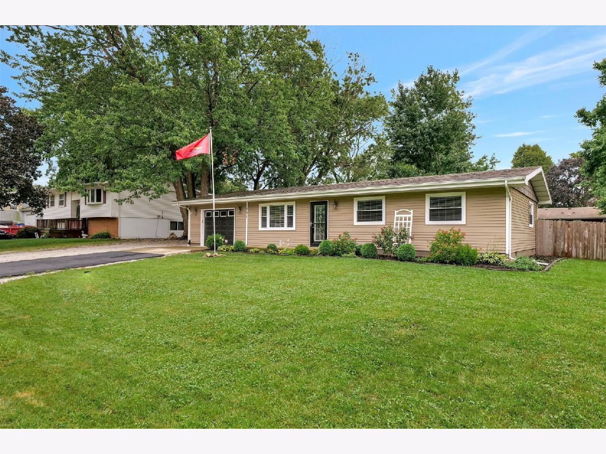 Homes Sold Prichard's St Joseph Illinois, 301 Briarcliff