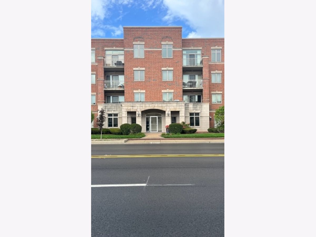 Condominiums Sold Grand Pointe River Grove Illinois