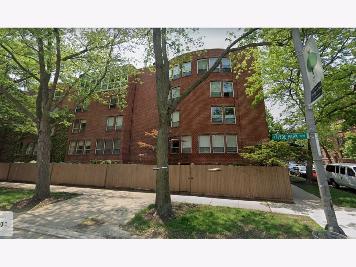 Condos & Townhomes Rented Hedgerow Chicago Illinois, 5400 Hyde Park