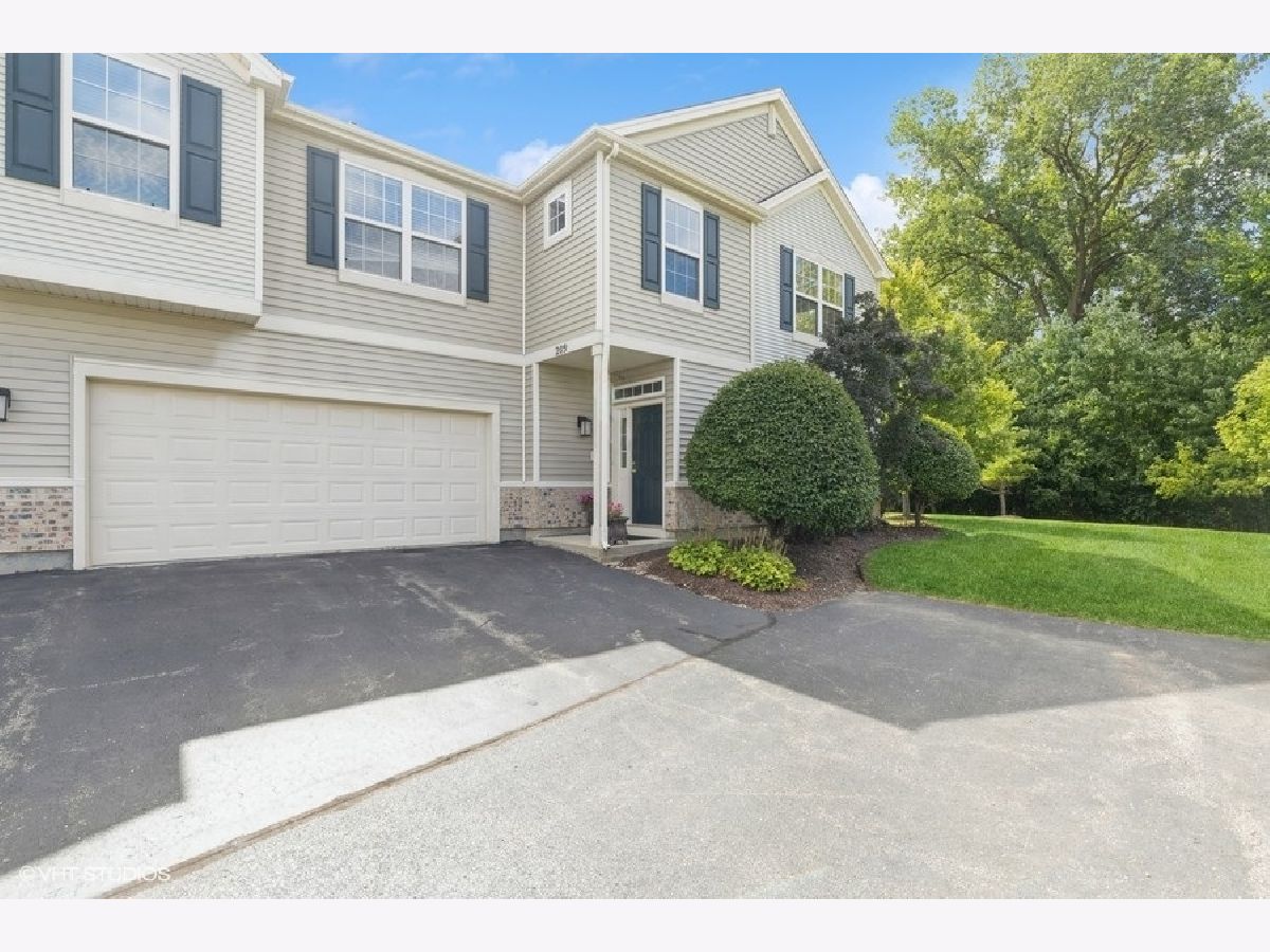 Townhomes & Condos Sold The Glen At Lakemoor Farms Lakemoor Illinois, 205 Bakers
