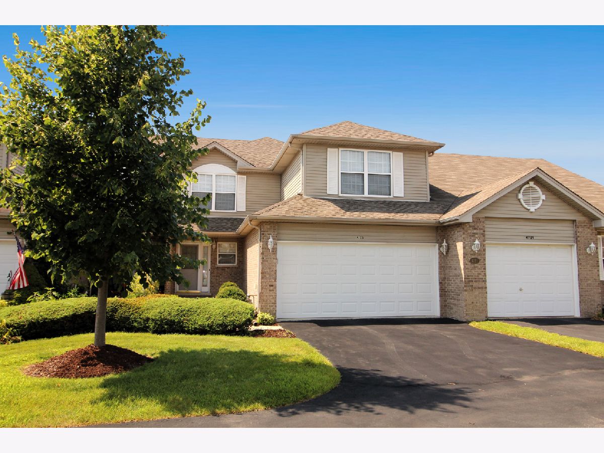 Townhomes & Homes Sold Waterford Pointe Joliet Illinois, 4723 Orrefors