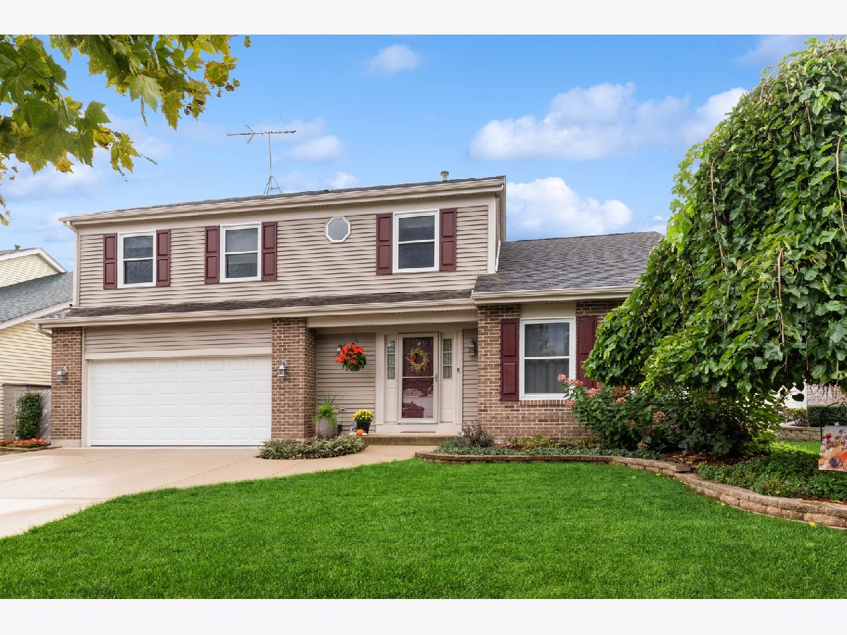 Homes Sold Eastchester Wheeling Illinois, 713 Hastings