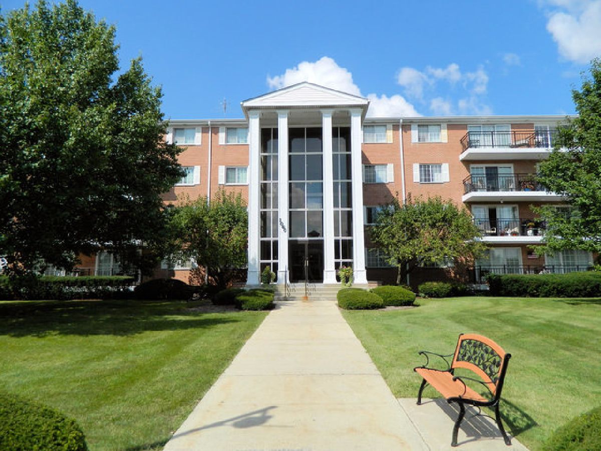 Condominiums Sold Belles Terres Aurora Illinois, 1060 Farnsworth