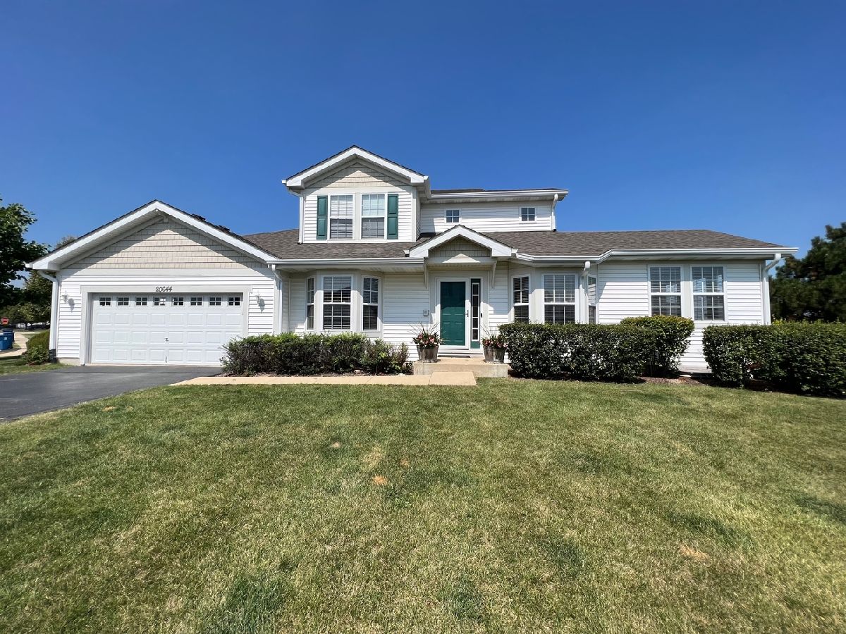 Townhomes & Homes Sold Remington Lakes Crest Hill Illinois, 20644 Michigan