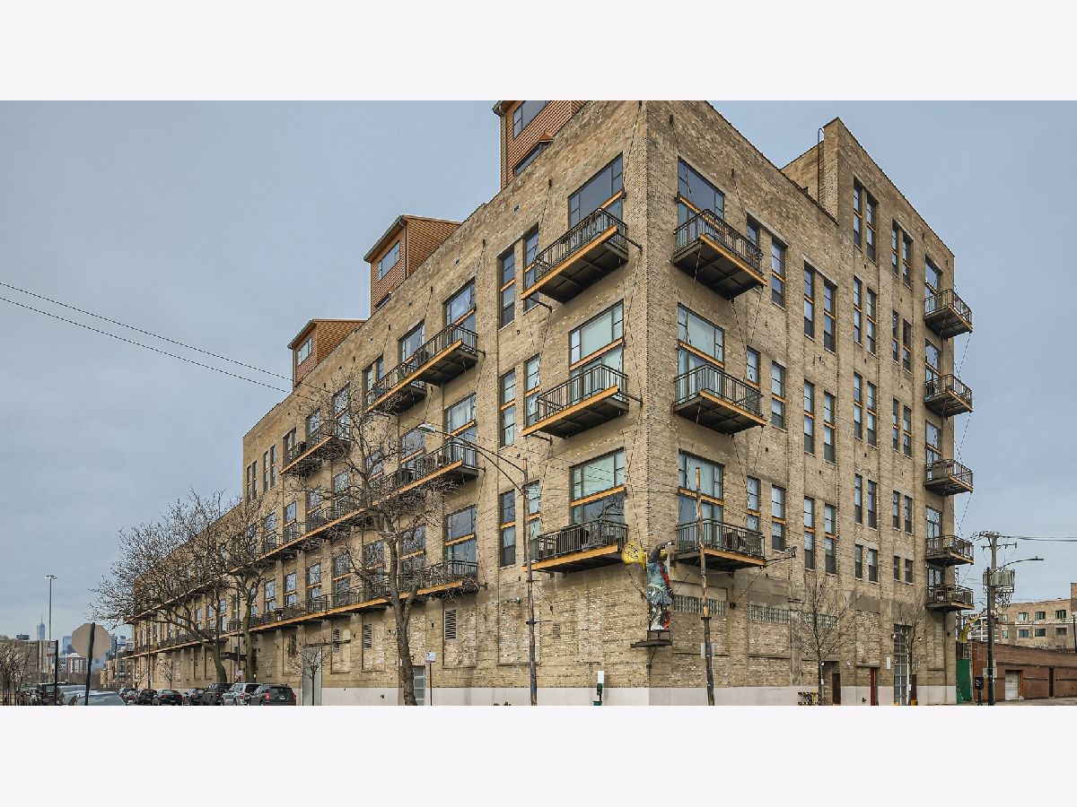 Condominiums Sold Opera Lofts Chicago Illinois, 2545 Dearborn