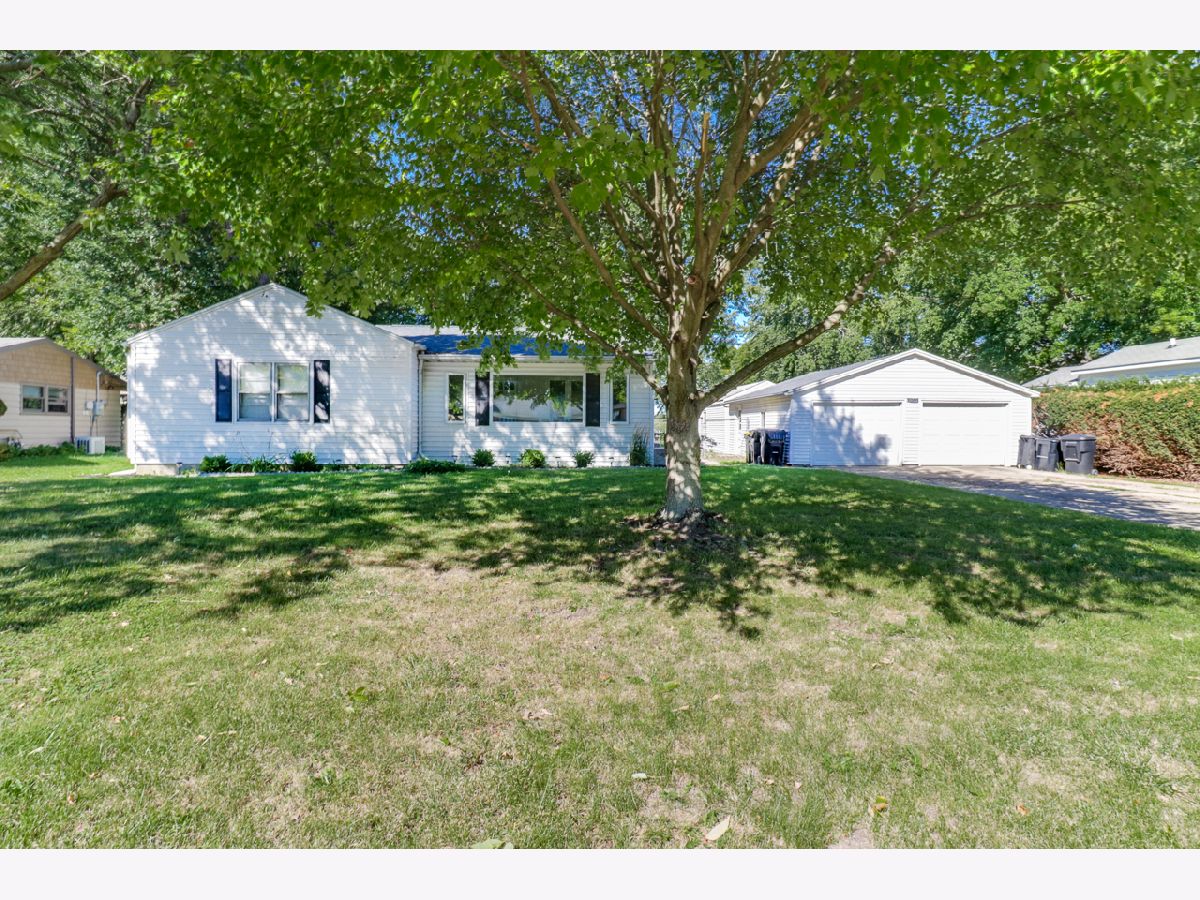 Homes Sold Fairview Normal Illinois, 1009 Bakewell