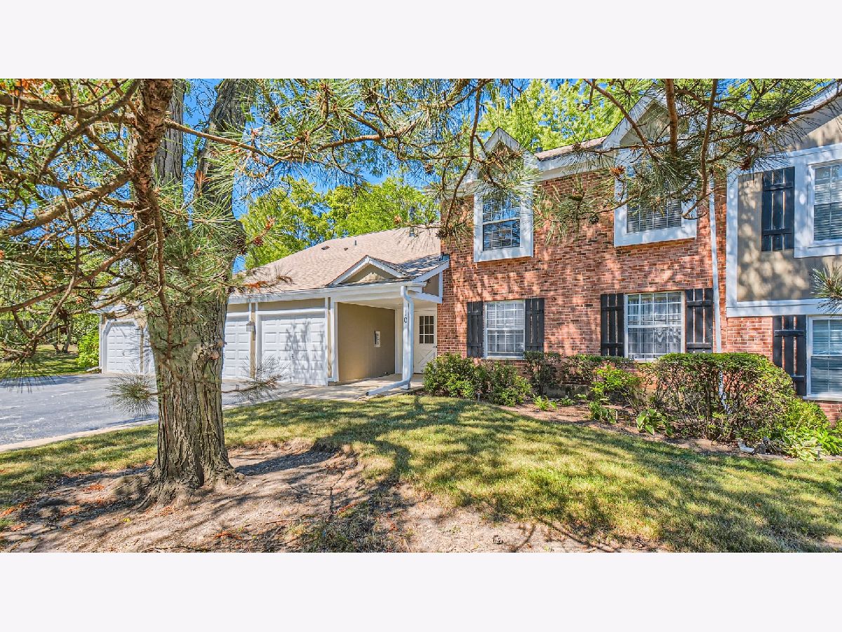 Condominiums & Homes Sold Lexington Lane Schaumburg Illinois, 10 Waterbury