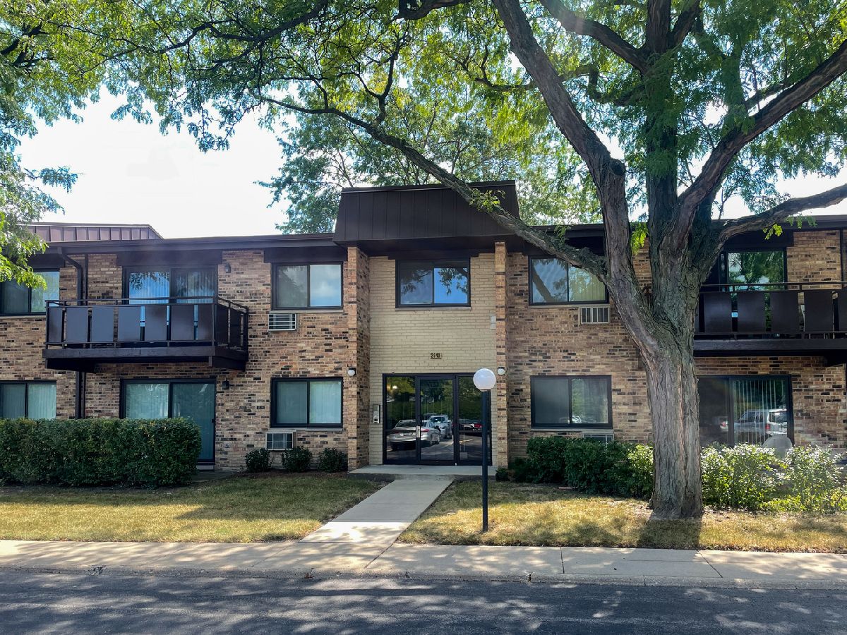 Condominiums Sold Windsor Woods Arlington Heights Illinois, 2640 Windsor