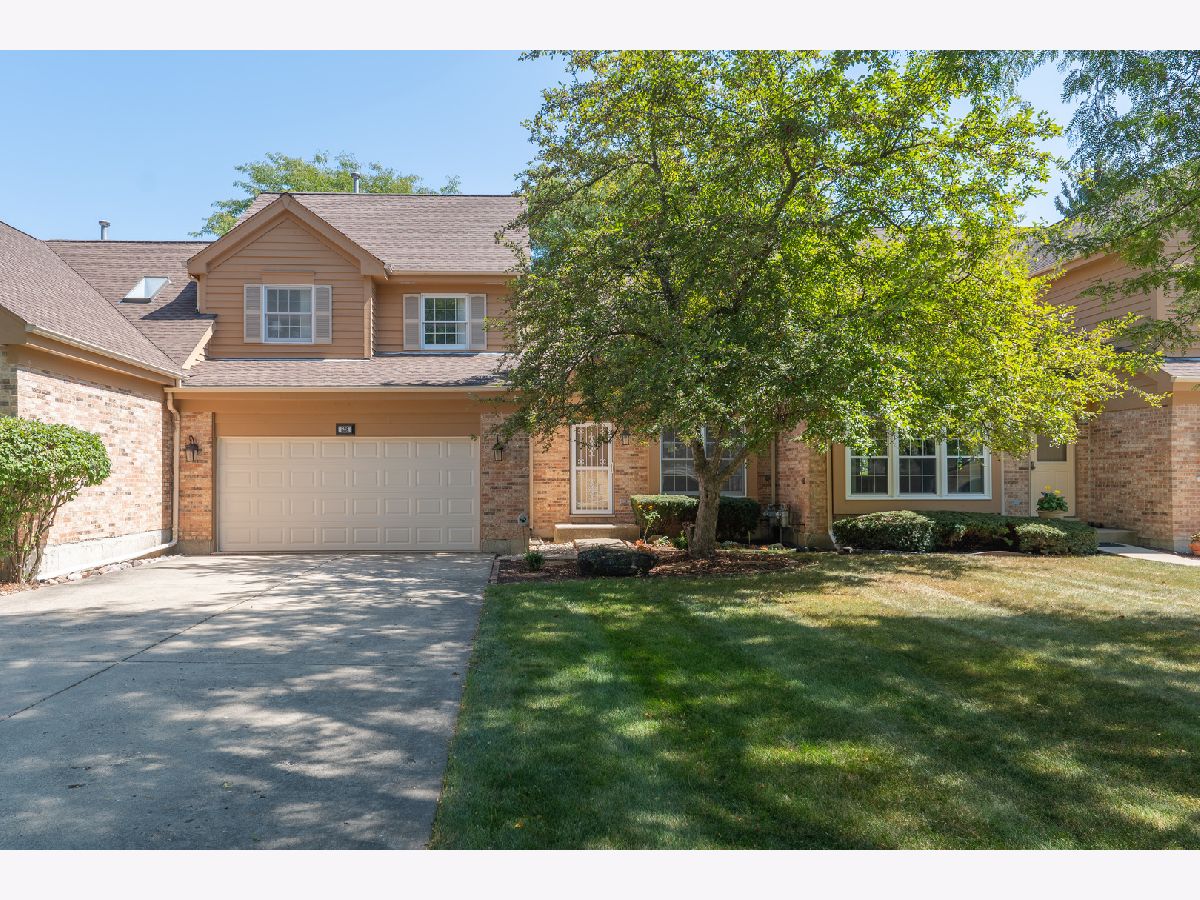 Townhomes & Homes Sold Four Seasons Bartlett Illinois, 536 Philip