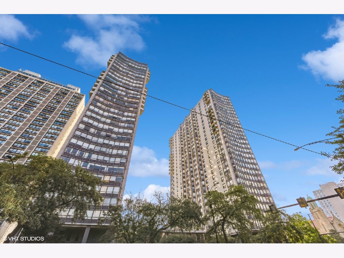 Condominiums Sold Hollywood Towers Chicago Illinois, 5701 Sheridan
