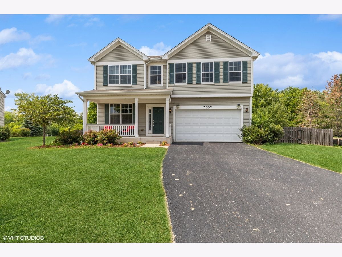  Rented Island Lake Illinois, 2337 Fen View