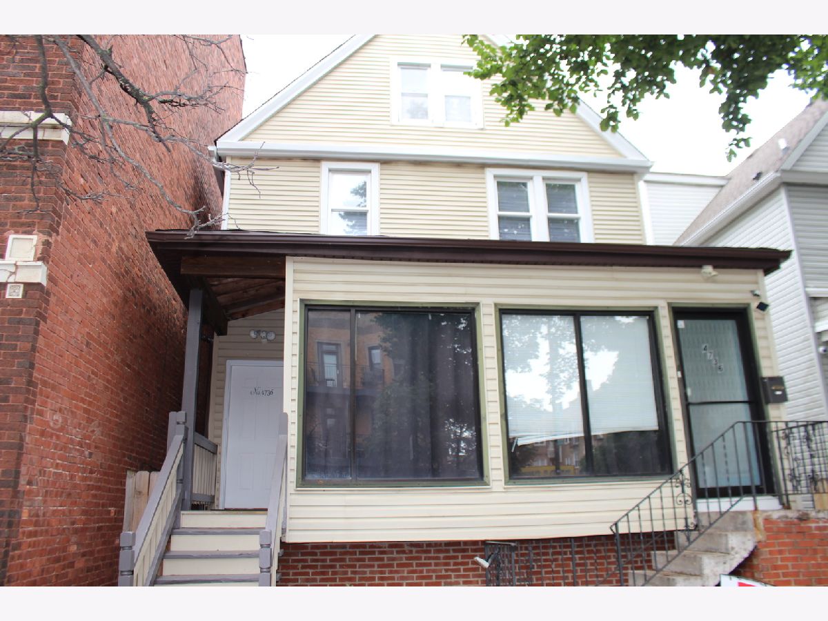 Condominiums & Homes Rented Ravenswood Square Chicago Illinois, 4736 Damen