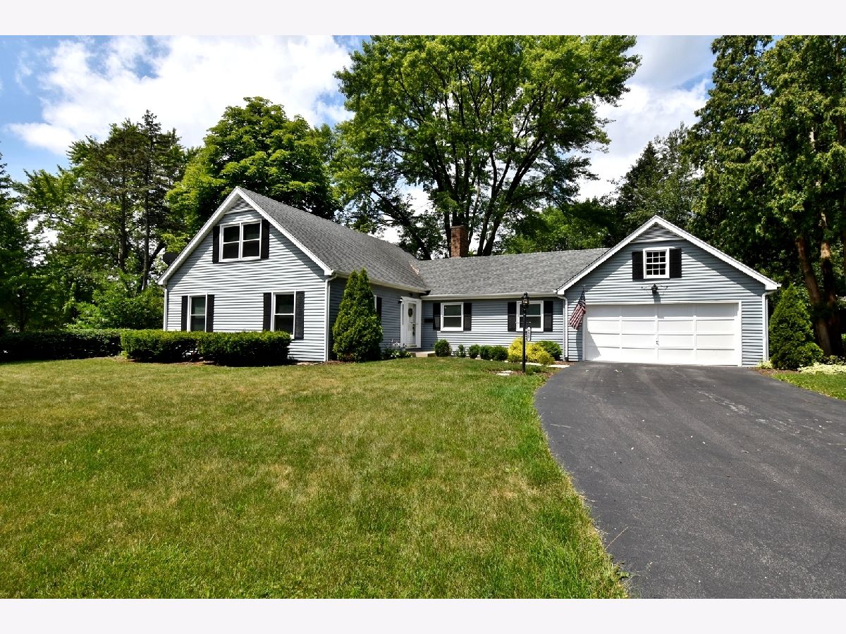 Homes Sold Surrey Hill St Charles Illinois, 513 Wing