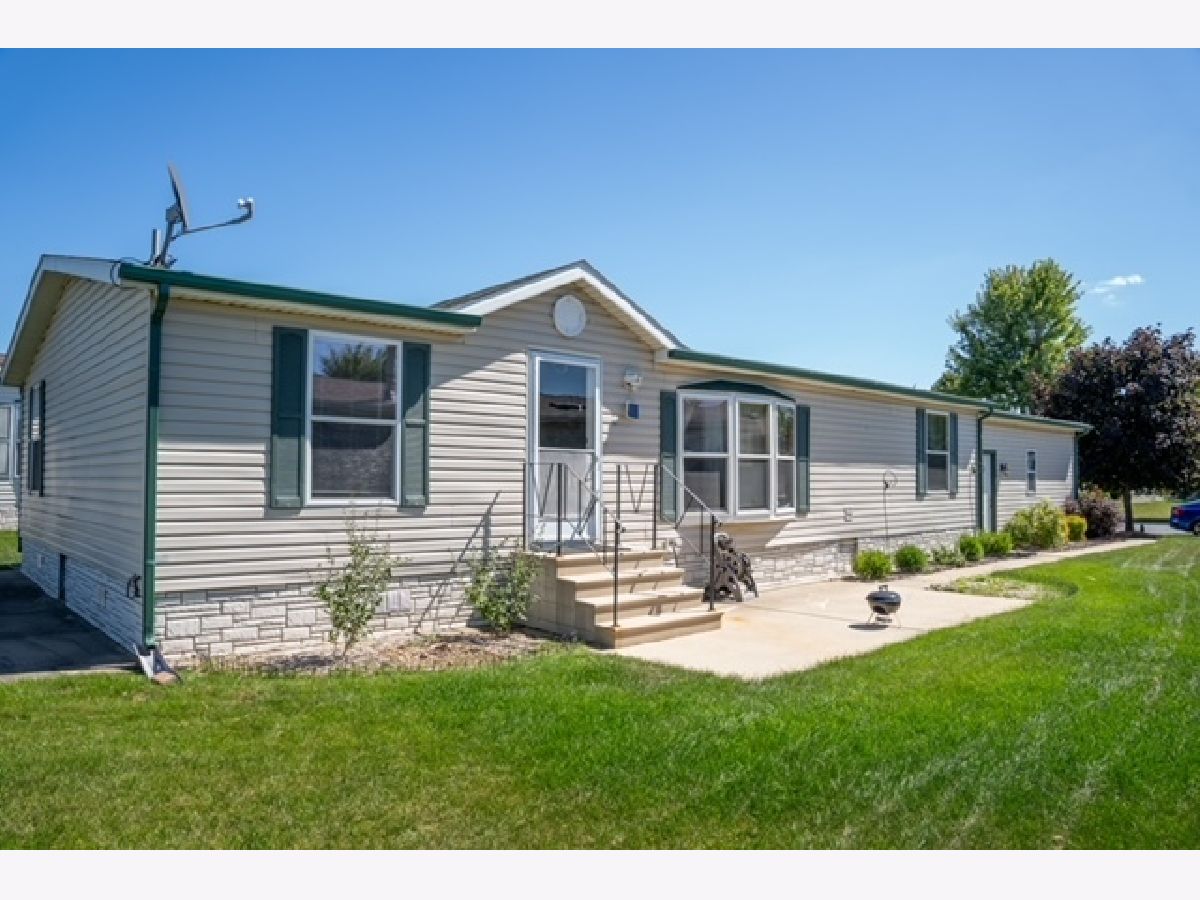 Homes Sold Four Seasons Belvidere Illinois, 412 Seasons