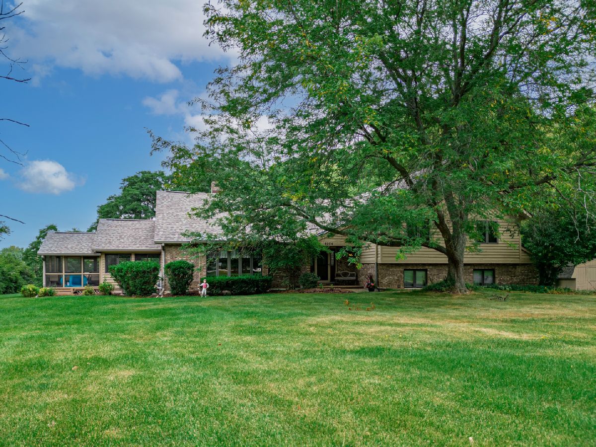  Sold Ringwood Illinois, 6204 Barnard Mill