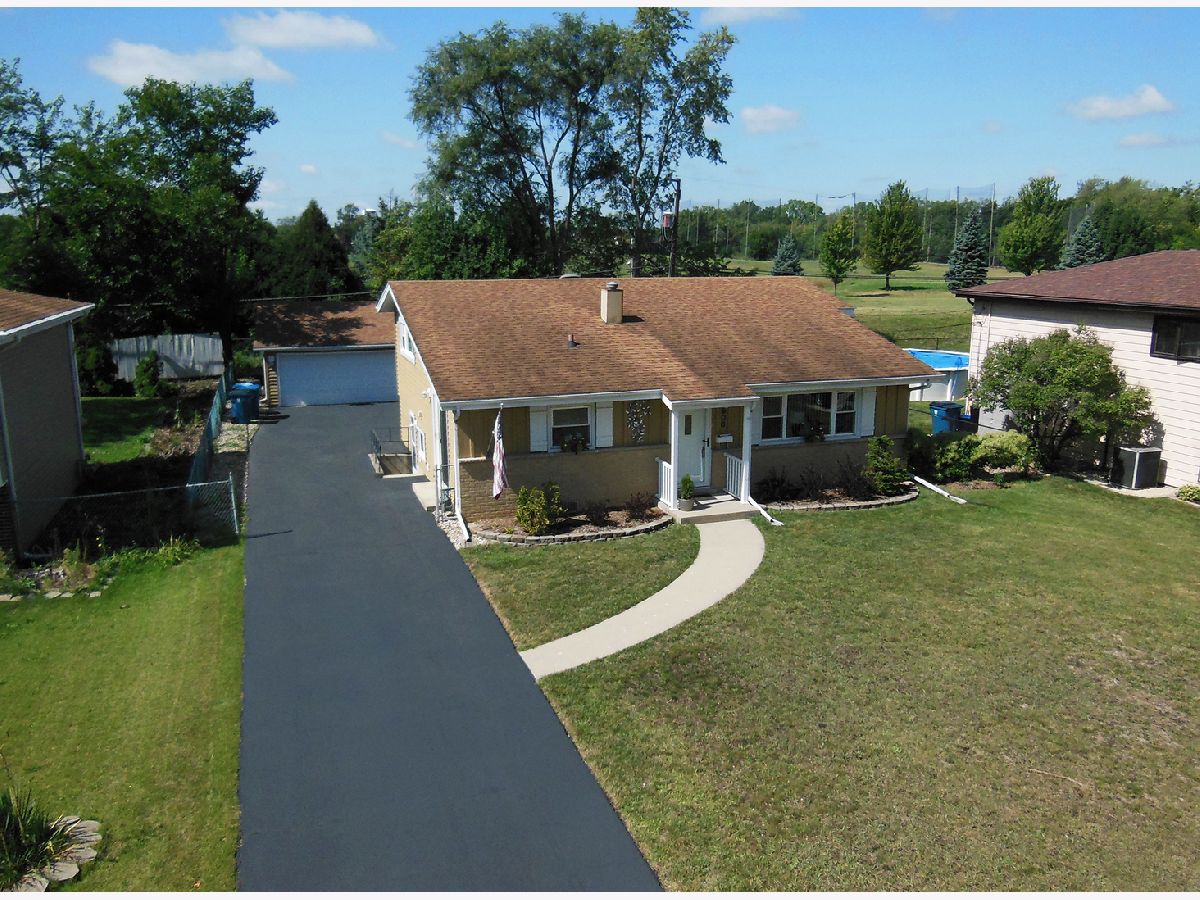 Homes Sold Lullos Green Meadows Addison Illinois, 906 Fischer