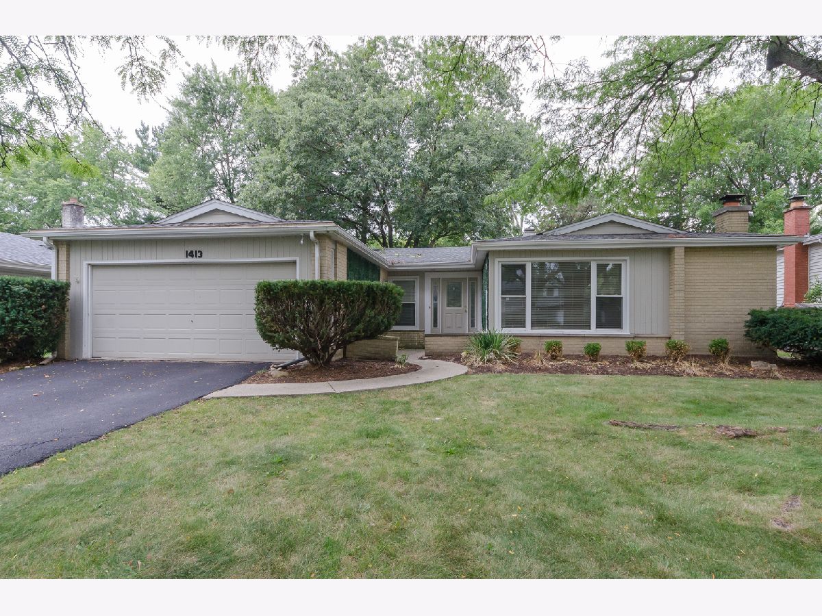 Homes Rented Maplebrook Ii Naperville Illinois, 1413 Swallow