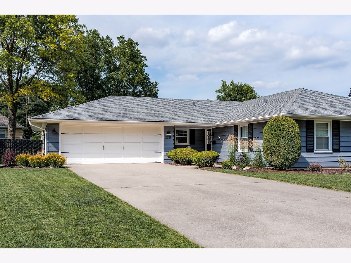 Homes Rented Orchard Green Aurora Illinois, 2221 Gettysburg