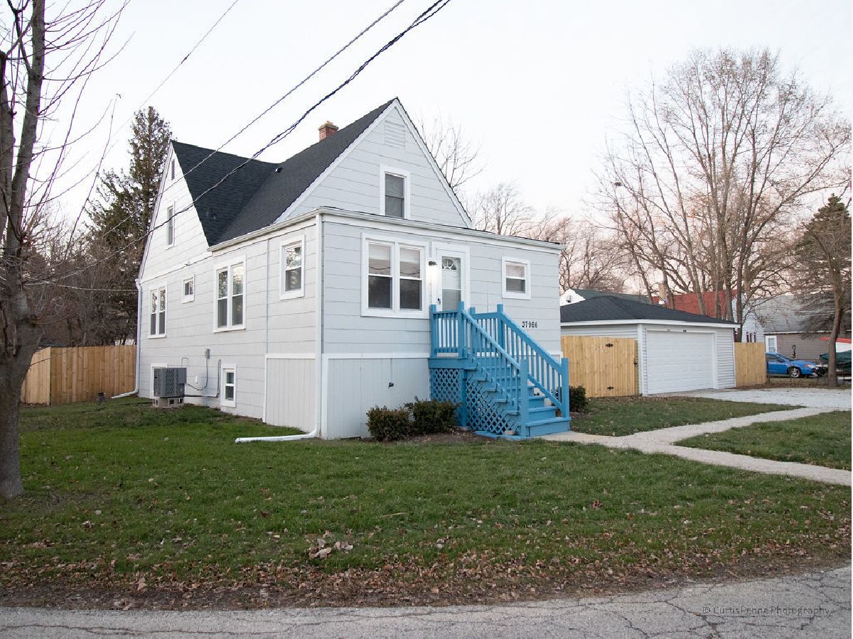  Rented Spring Grove Illinois, 37966 Nora