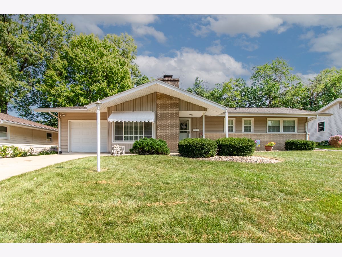 Homes Sold Indian Hills Bloomington Illinois, 5 Foley