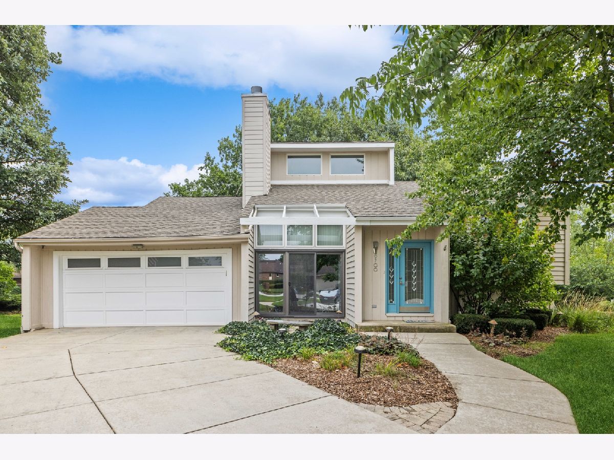 Condominiums & Homes Sold Mill Creek Palos Park Illinois, 9700 Pebble
