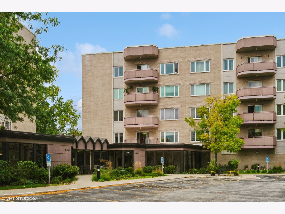 Condominiums Sold Morton House Morton Grove Illinois, 6411 Lincoln