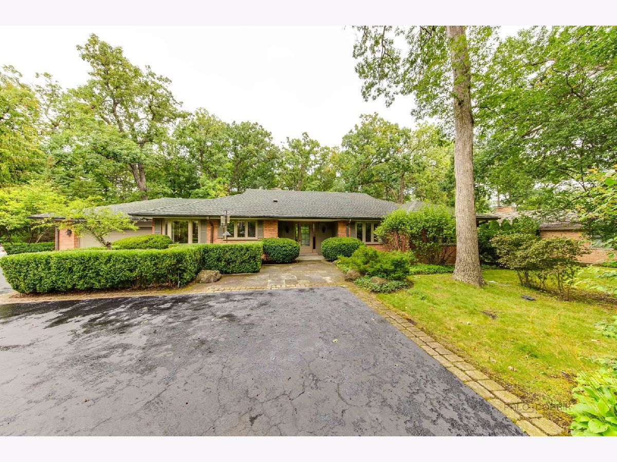 Condominiums & Homes Sold Mayflower Park Lake Forest Illinois, 908 Ringwood