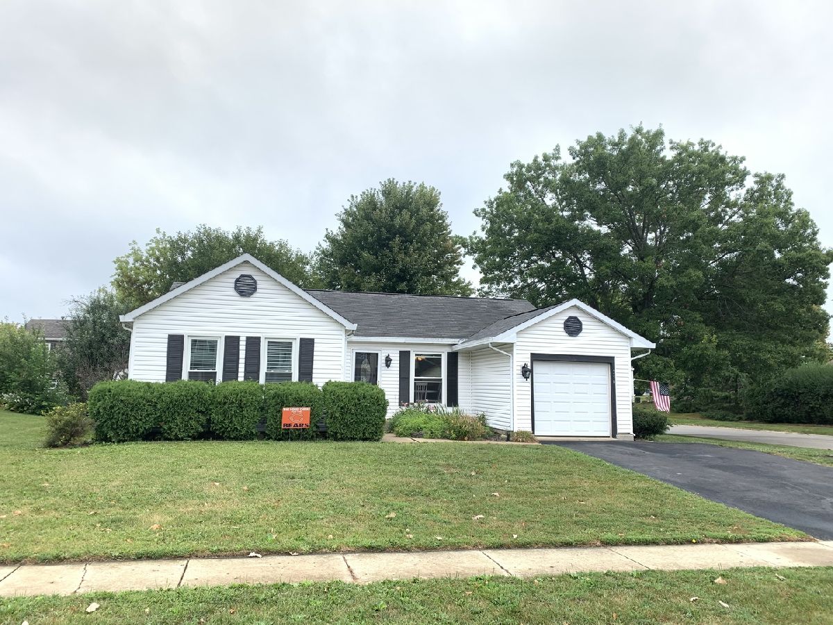 Homes Rented Candlewood Trails Cary Illinois, 336 Burr Oak