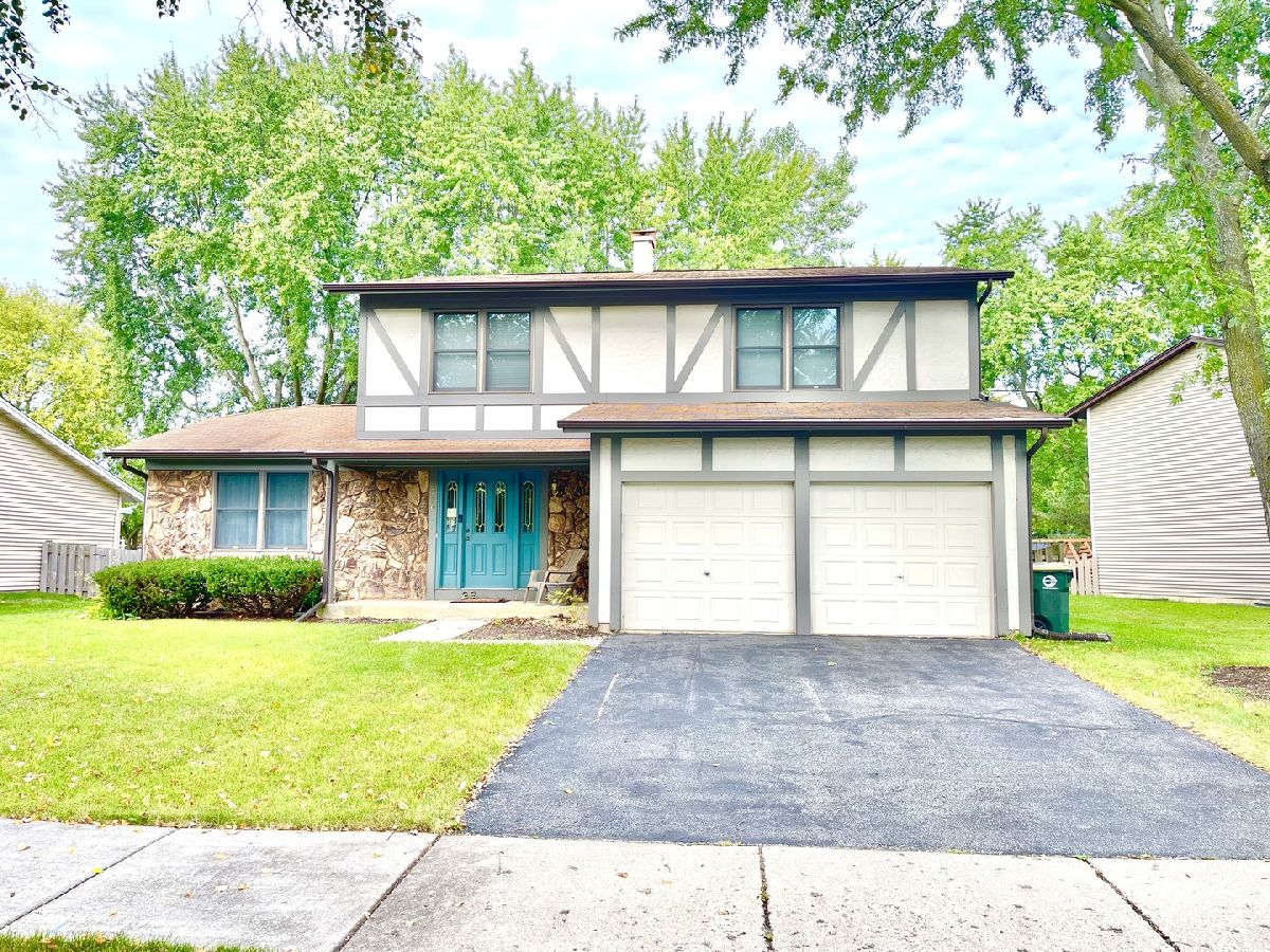 Homes Rented Green Hills Aurora Illinois, 1220 Arrowwood