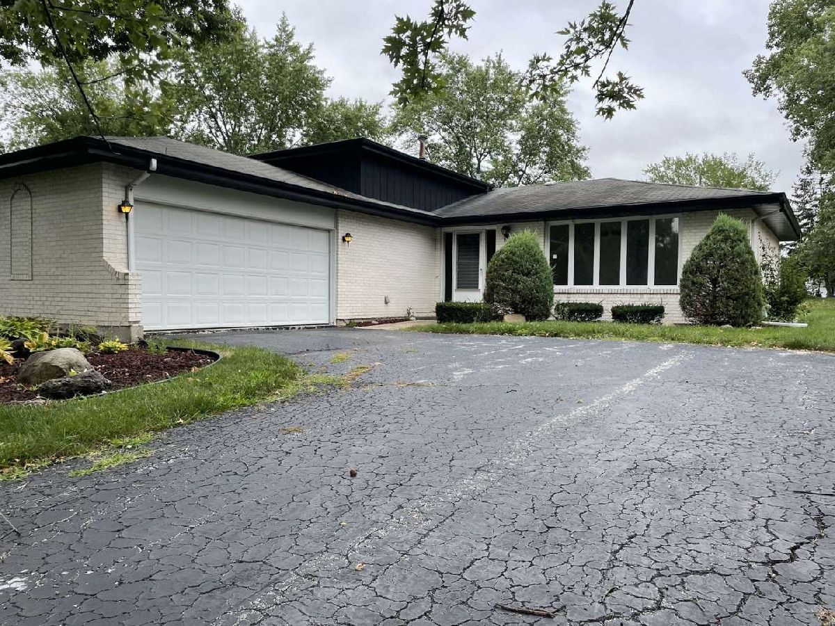 Homes & Condos & Townhomes Sold Lincolnshire East Crete Illinois, 928 Patricia