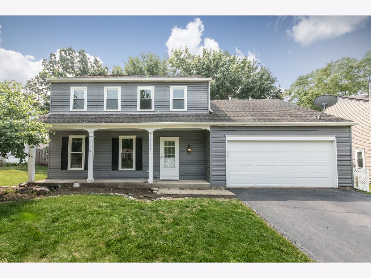Homes Sold Cedarwood Algonquin Illinois, 1625 Teri