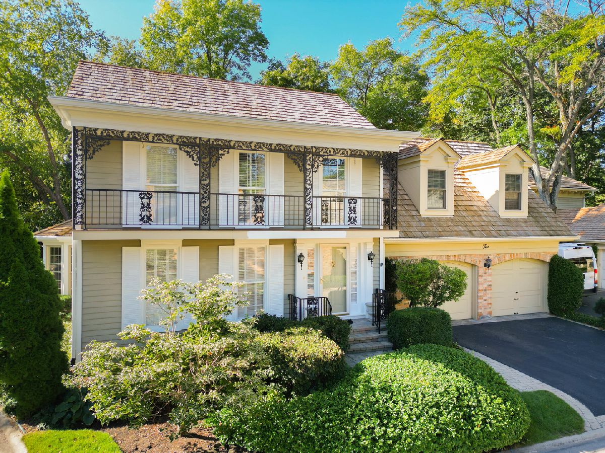 Homes Sold Wood Creek Courts Lincolnshire Illinois, 2 Court Of Natchez