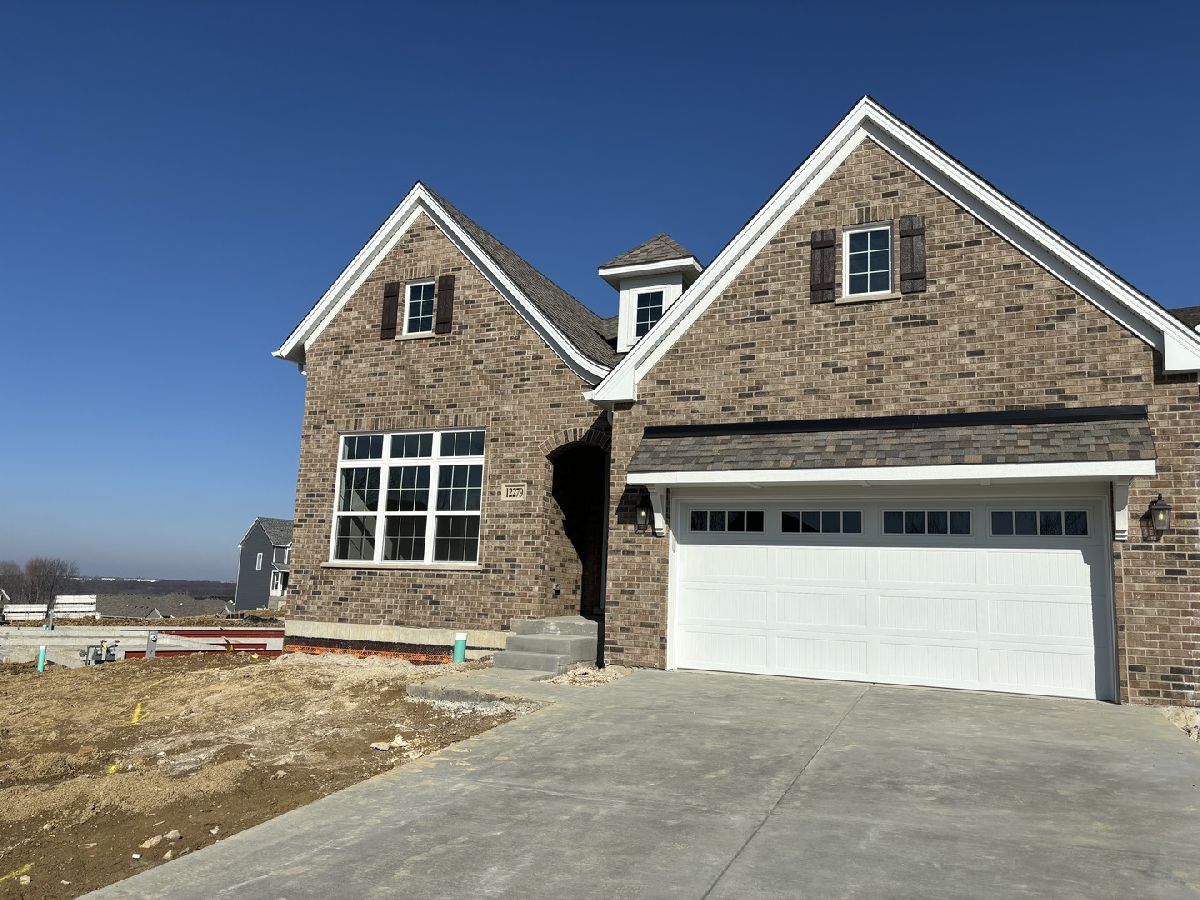 Condos & Townhomes & Homes Sold Copper Ridge Lemont Illinois, 12279 Copper Ridge