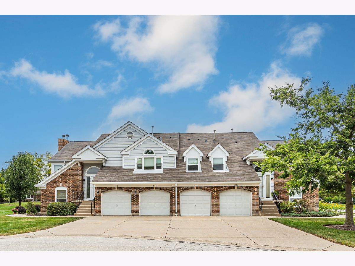 Townhomes & Condos & Homes Rented Woodlands Of Fiore Buffalo Grove Illinois, 2522 Live Oak